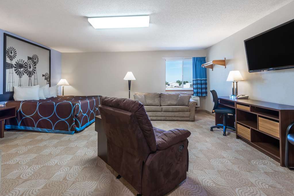 Super 8 by Wyndham Beloit KS - photo 12