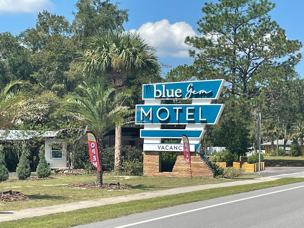 BlueGem Motel - photo 65