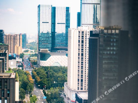 Traveling With Hotel — 4-Star Luxury Hotel in Chengdu, People's Republic of China