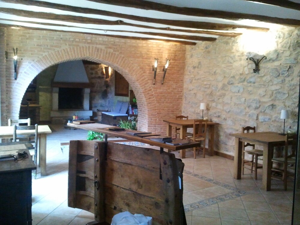 La Carretería — Camanas — photo 2