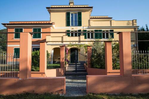 Santa Caterina — 4-Star Luxury Hotel in Levanto, Italy