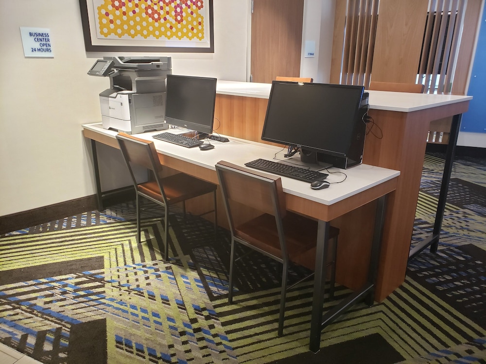 Holiday Inn Express & Suites Nashville North Springfield by IHG - photo 21