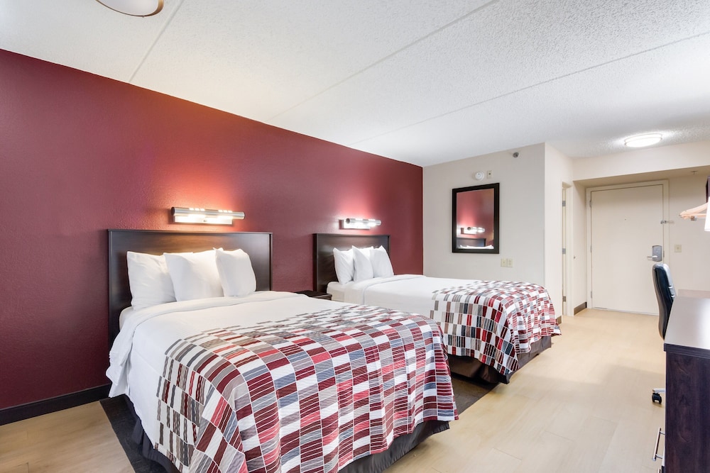 Red Roof Inn Laredo - photo 13
