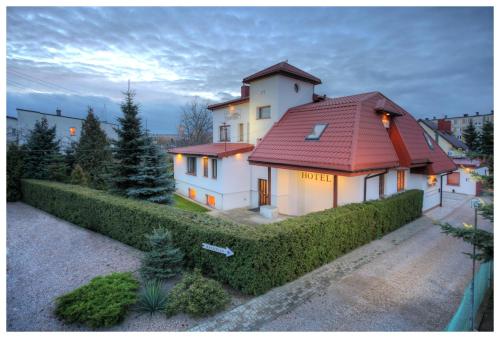 Panorama BH - carbon neutral hotel in Siedlce