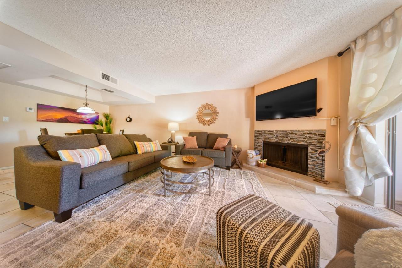 Cactus Flower in Scottsdale, United States