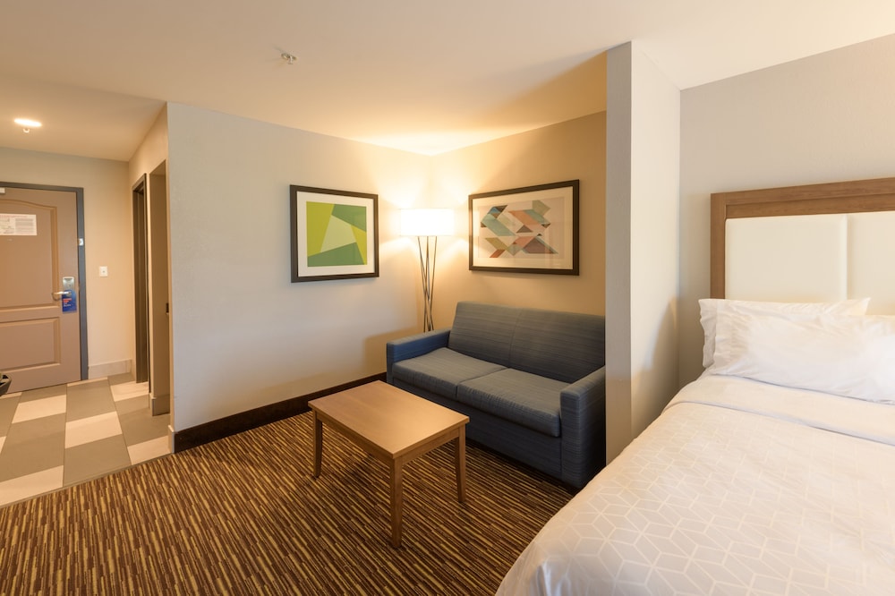 Holiday Inn Express & Suites Jamestown by IHG - photo 7