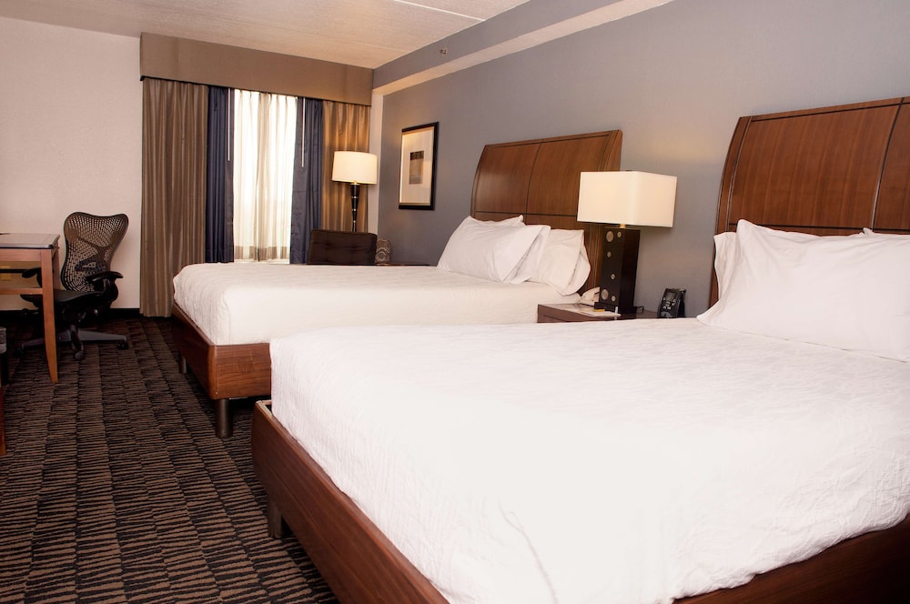 Hilton Garden Inn Austin NW Arboretum - photo 23