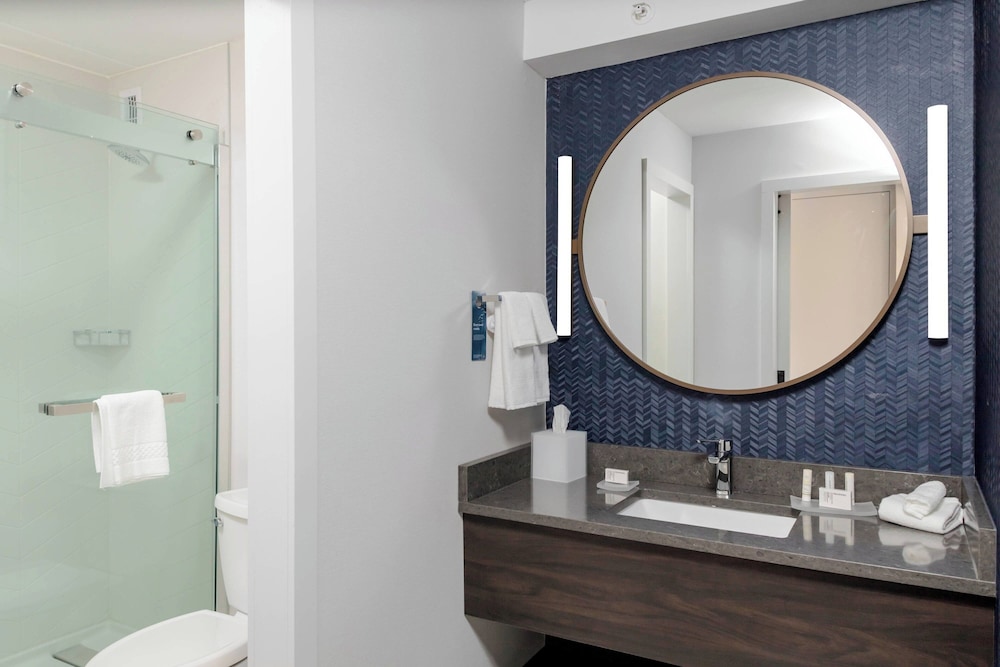 Fairfield Inn & Suites Springfield Enfield - photo 9