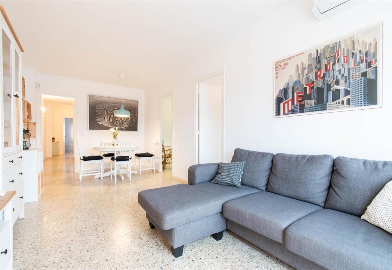 Moli Apartment Beach — Canet De Mar — photo 2