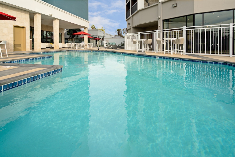 Staybridge Suites Long Beach Airport by IHG - photo 25