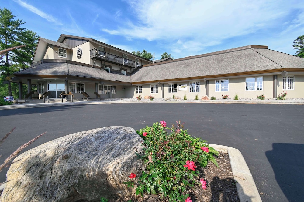 Pine Mountain Ski & Golf Resort - photo 2