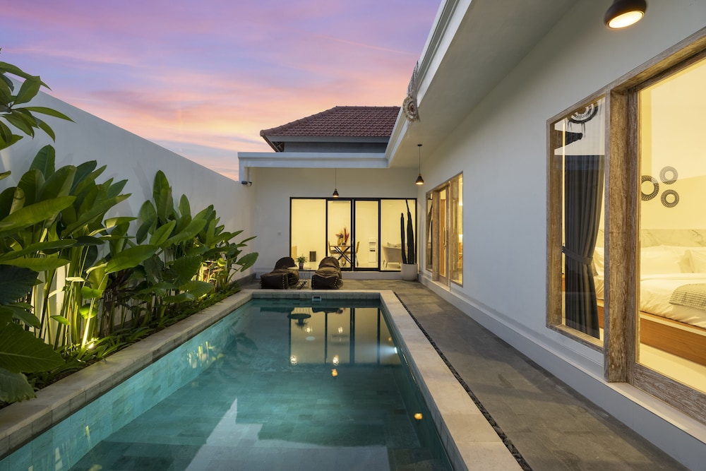 Serenity Villa by Betterplace — 4-Star Luxury Hotel in Kerobokan, Indonesia