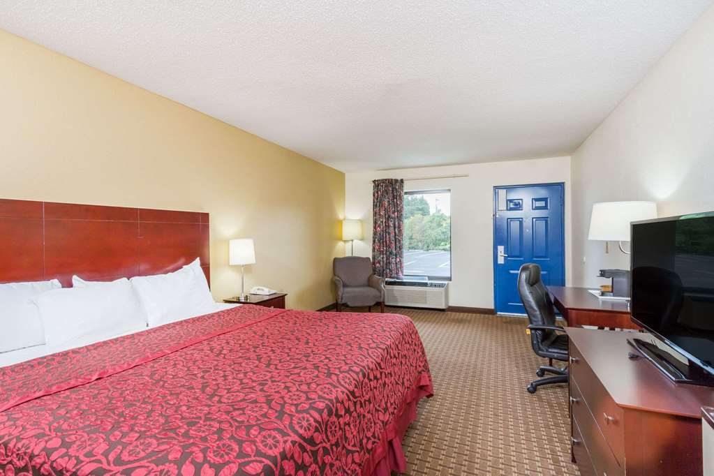 Days Inn by Wyndham Reidsville - photo 7