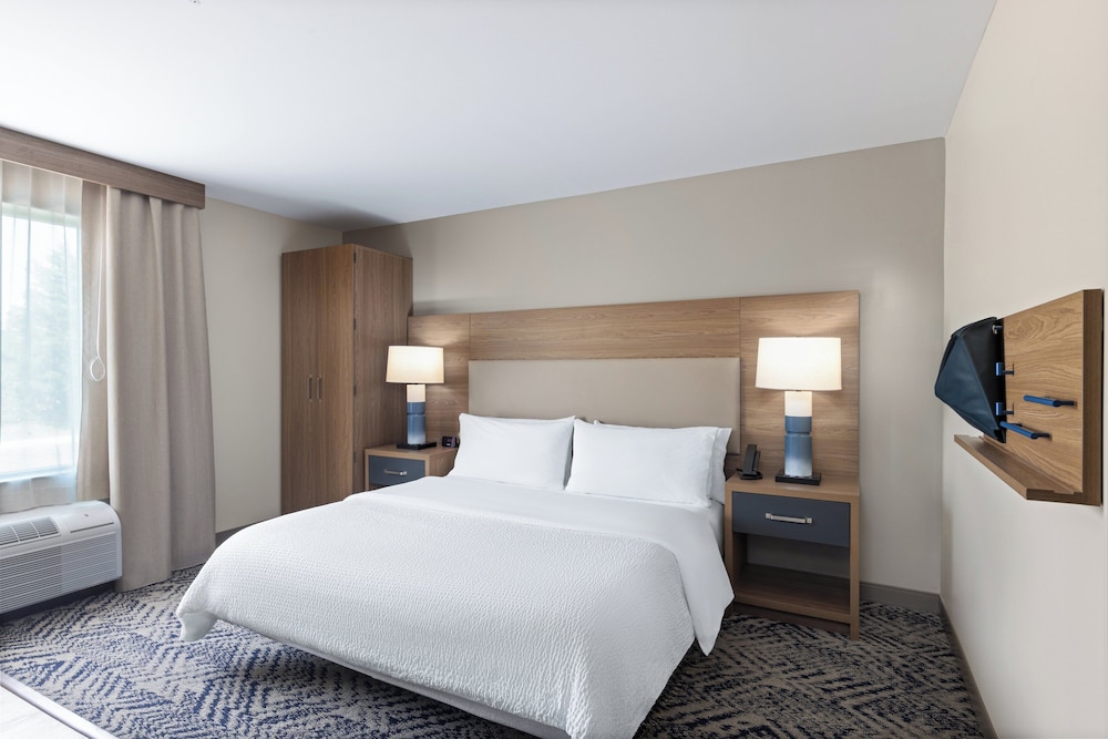 Candlewood Suites Mcpherson by IHG - photo 19
