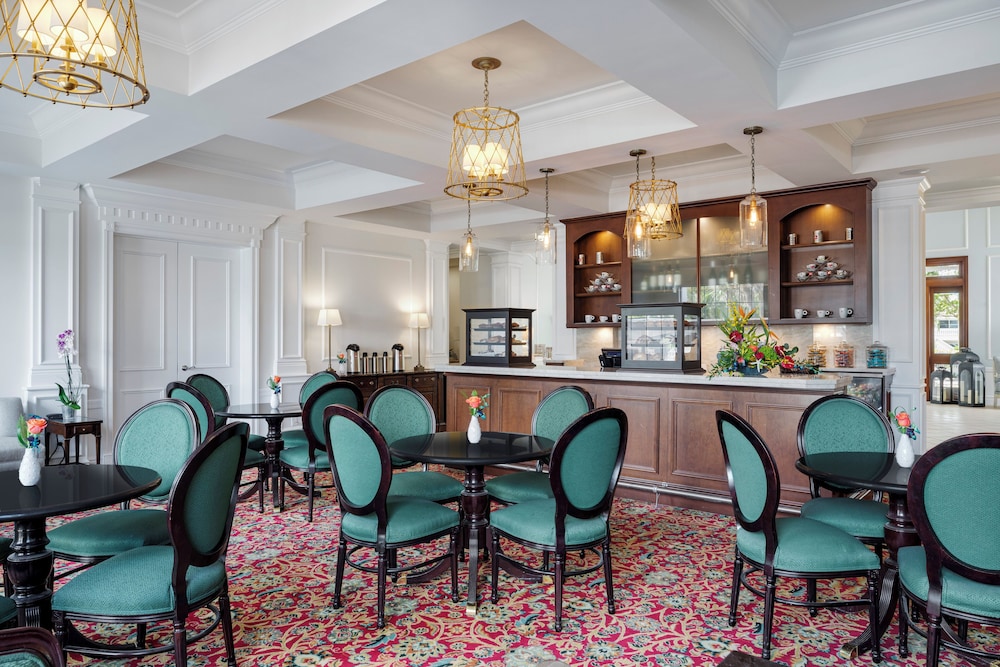 The Capri Inn - photo 35