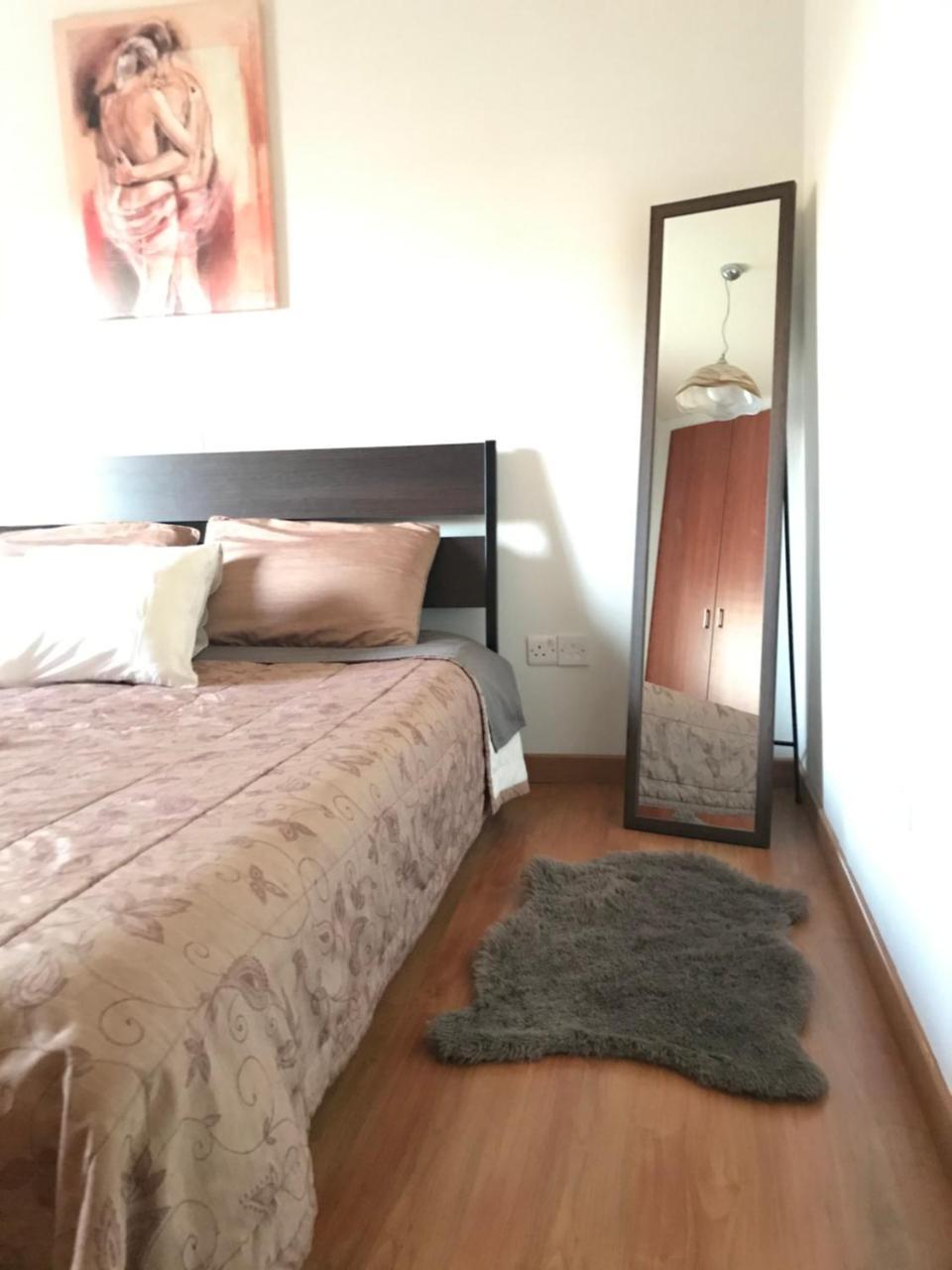 Warm Residence in the Heart of the City Center Balcony & View