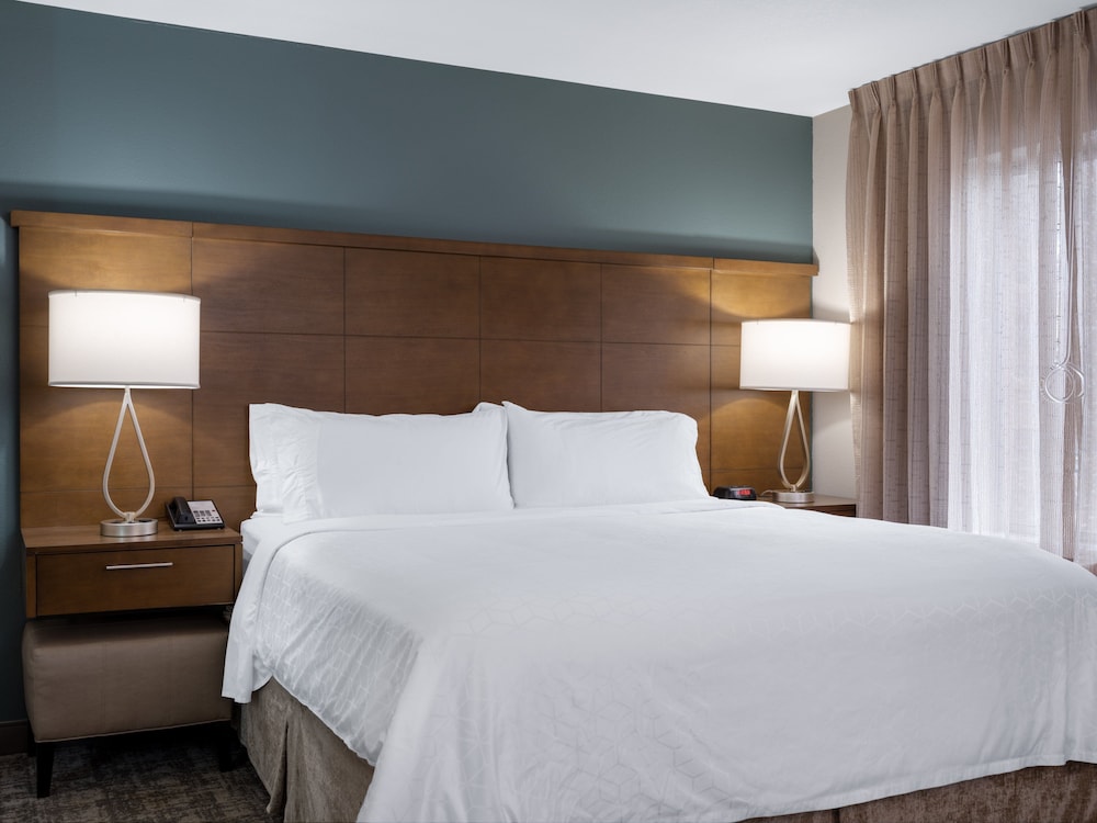 Staybridge Suites Sioux City Southeast by IHG - photo 16