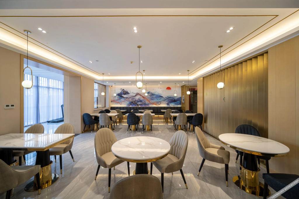 Geya Hotel — hotel in Taixing