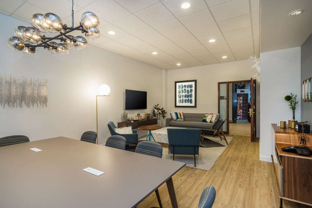 Sonesta Milwaukee West Wauwatosa - photo 39