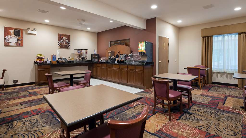 Best Western Plaza Hotel Saugatuck - photo 7