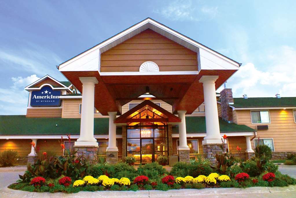 AmericInn by Wyndham Okoboji - photo 2