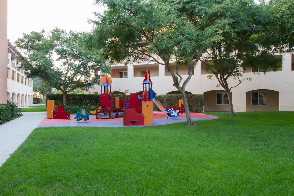 The Cassara Carlsbad Tapestry Collection by Hilton - photo 85