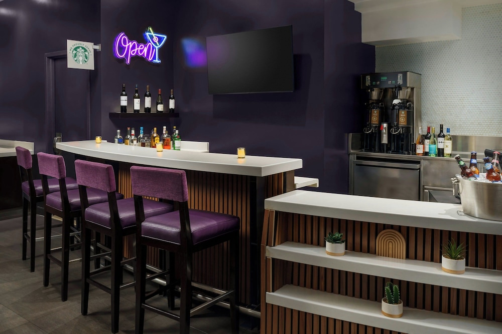 Courtyard by Marriott New York Manhattan Times Square - photo 45