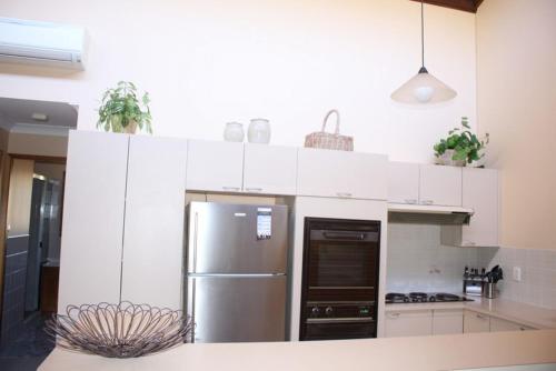 Coastal Retreat Unit 5 — Sunshine Bay — photo 3