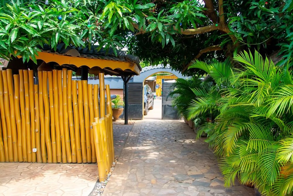 Hôtel Ô Balkan — Lome — photo 3