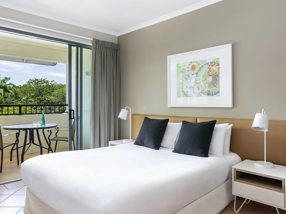 Mantra In The Village — Port Douglas