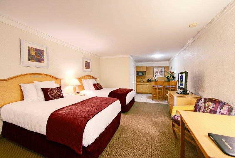 Ramada By Wyndham Fort Lauderdale Oakland Park - photo 9
