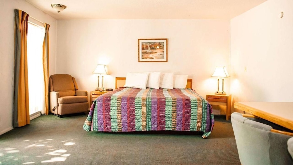 Wayfarer Inn Woodward - photo 16