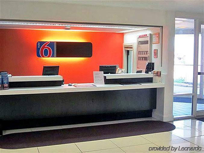 Motel 6 Bloomington Normal - photo 10