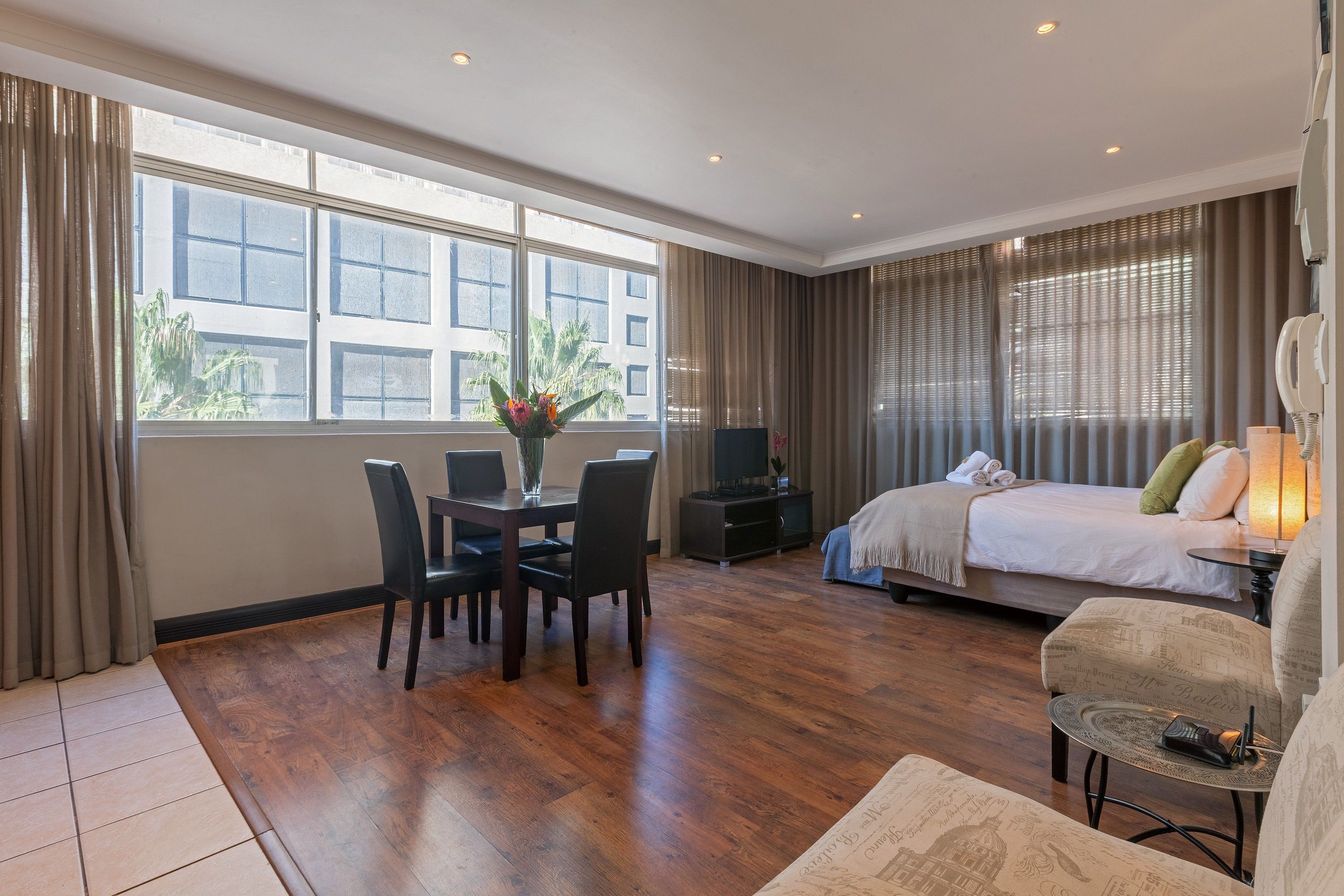The Square 332 By Ctha — 4-Star Luxury Hotel in Cape Town, South Africa