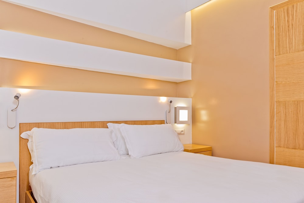 Bbchiaia 197 Deluxe Residence — 4-Star Luxury Hotel in Naples, Italy