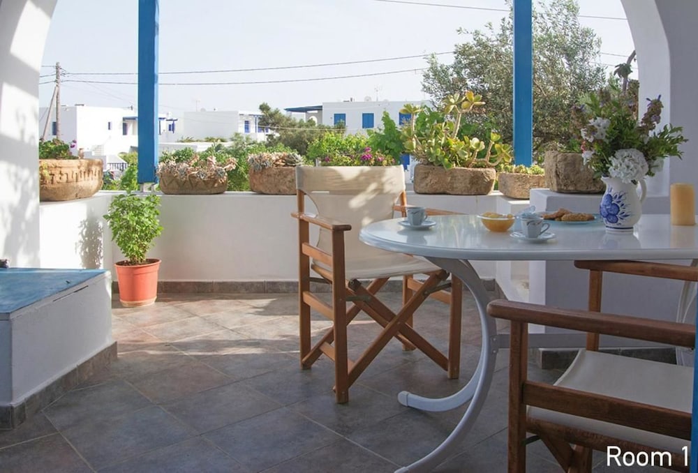Manti Rooms in Kythira, Greece