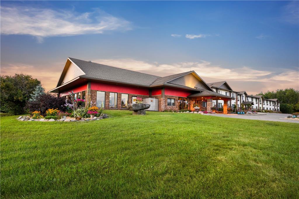 Super 8 by Wyndham Eveleth - photo 10