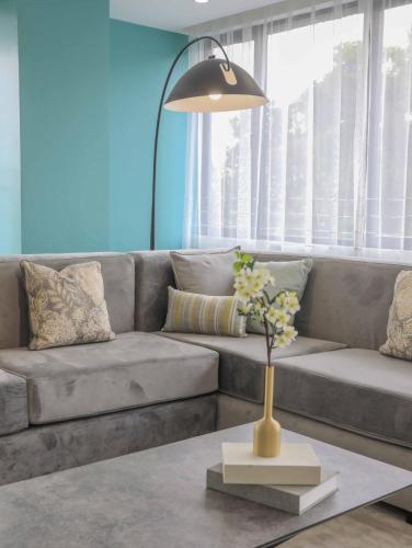 Laurel Hill Suites