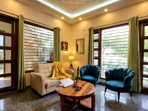 Peaceful Home2 Stay by Six Lane in Mohali, India