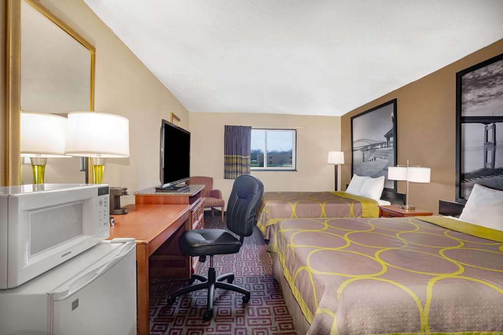 Super 8 by Wyndham Fort Madison - photo 17