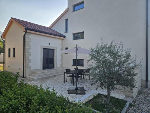 Apt Paklina#2 — 4-Star Luxury Hotel in Starigrad, Croatia