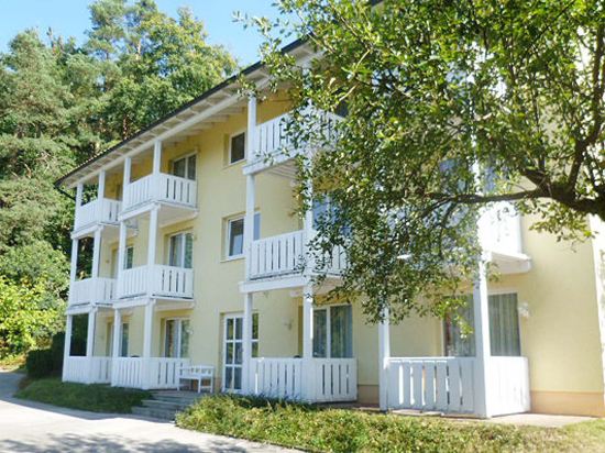 Landhotel Falkenhof — hotel in Haundorf