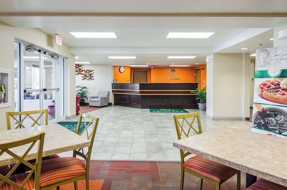Quality Inn Junction City Near Fort Riley - photo 54