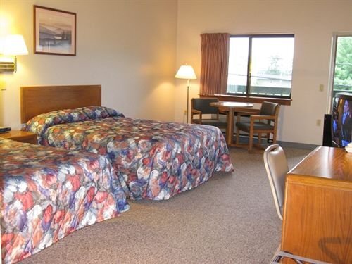 Mayflower Motel and Suites - featured photo