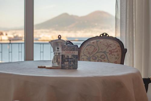 Mergellina Seaside Panoramic Luxury Apartment with Lift — 4-Star Luxury Hotel in Naples, Italy