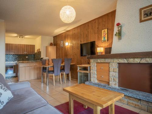 Domino B in Leytron, Switzerland