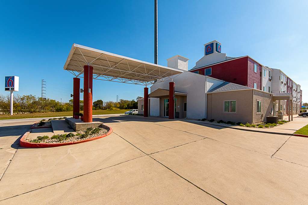 Motel 6 San Antonio TX Downtown Alamo Dome - photo 6