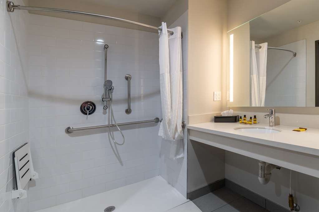 Best Western Plus Tacoma Hotel - photo 39