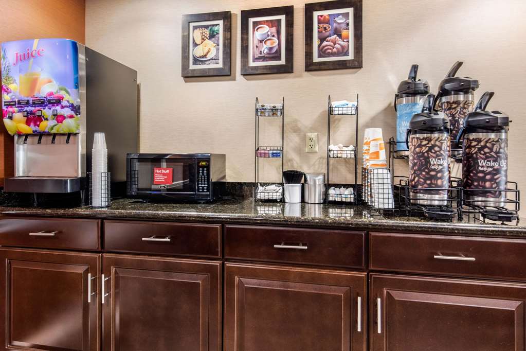 Comfort Inn & Suites Bryant Benton - featured photo