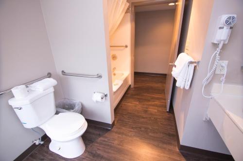 Hotel Dewey - photo 19